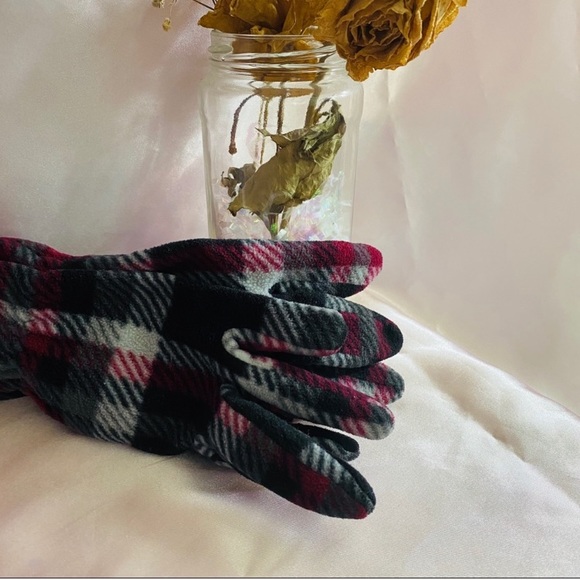Plaid gloves - Picture 4 of 4